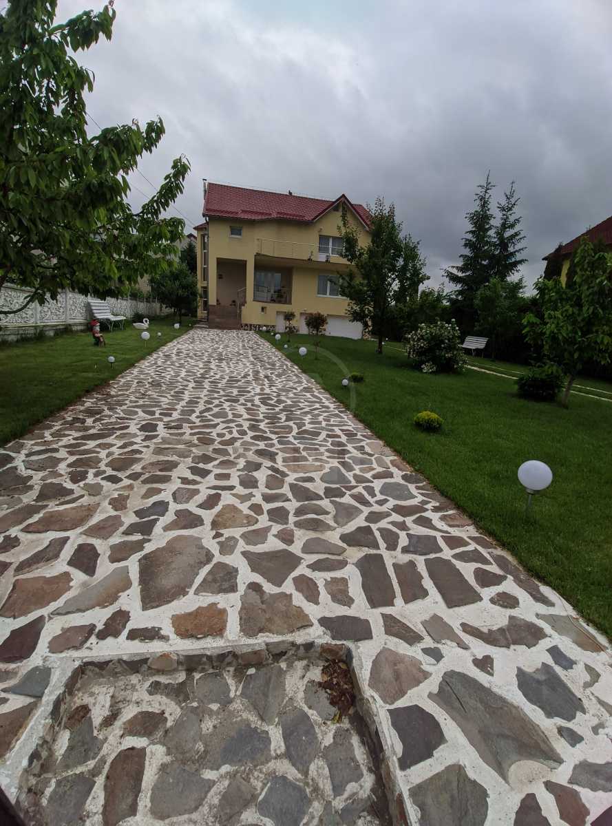 Inchiriere Casa 5 camere ZORILOR