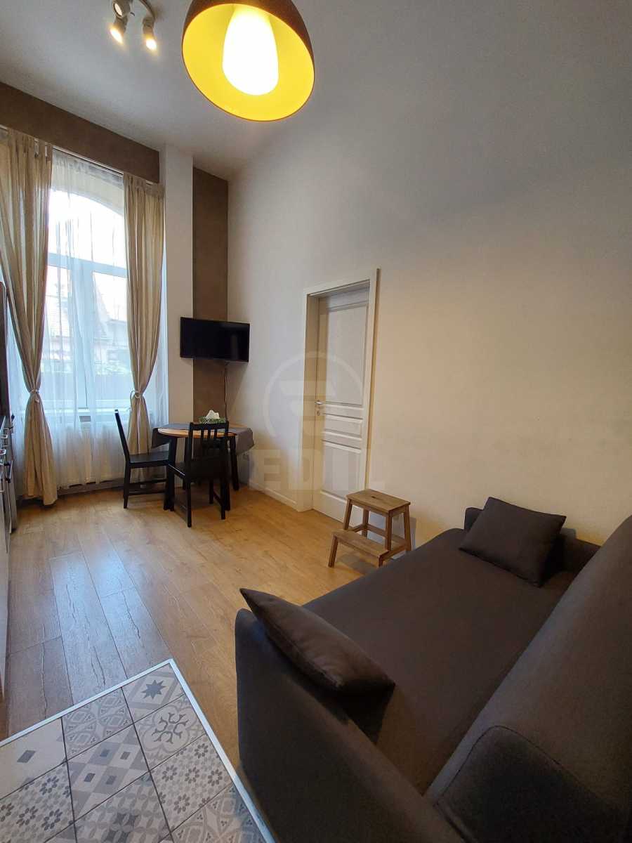 Inchiriere Apartament 3 camere CENTRAL