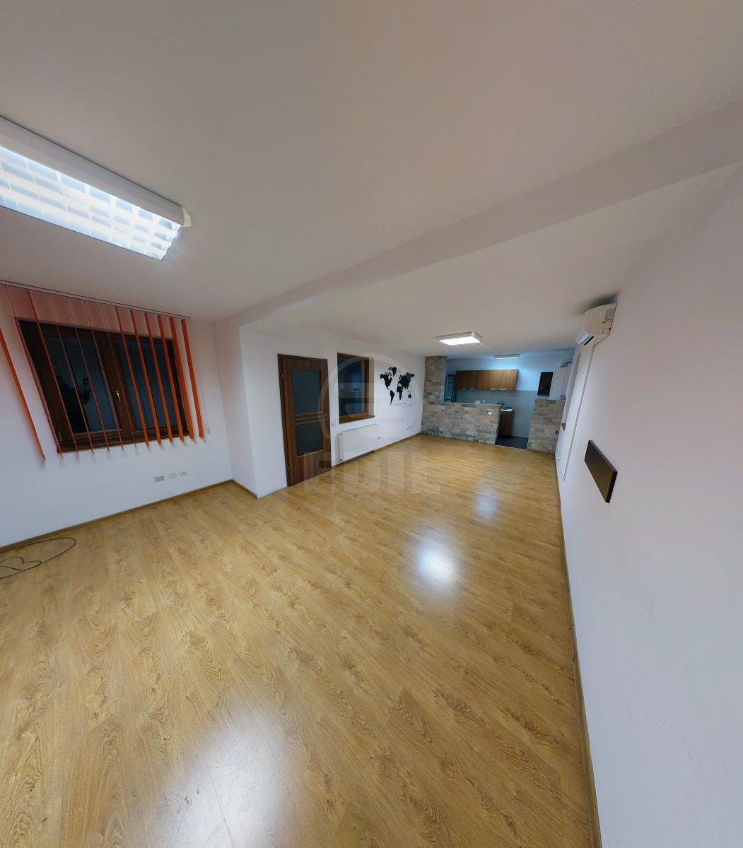 Inchiriere Casa 6 camere GHEORGHENI