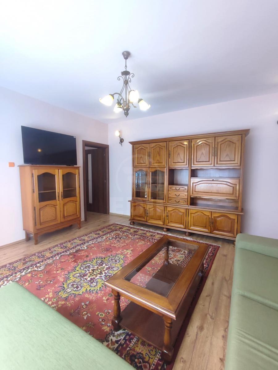 Inchiriere Casa 3 camere CENTRAL