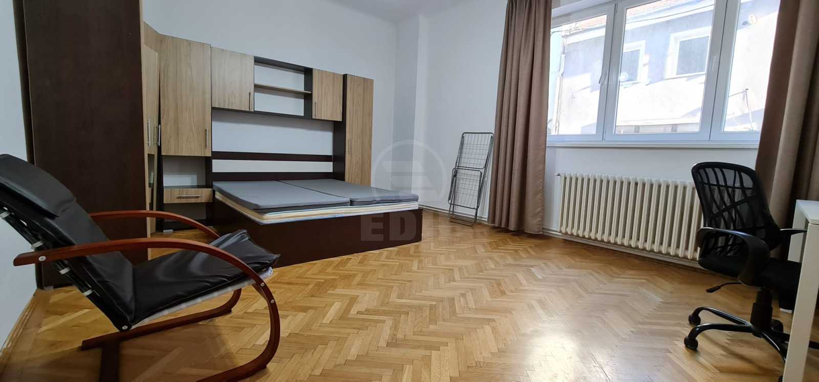 Inchiriere Apartament 3 camere CENTRAL