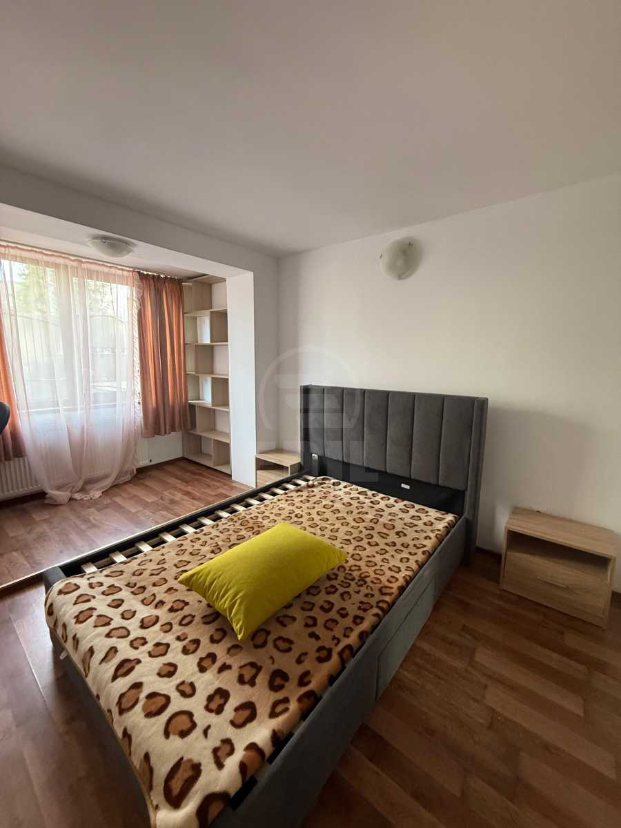 Inchiriere Apartament 4 camere ZORILOR-14