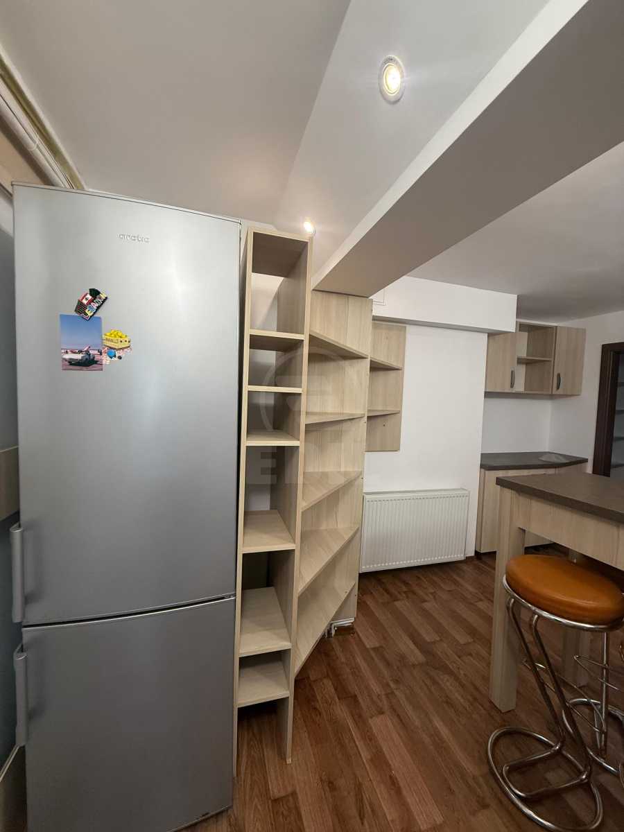 Inchiriere Apartament 4 camere ZORILOR-9