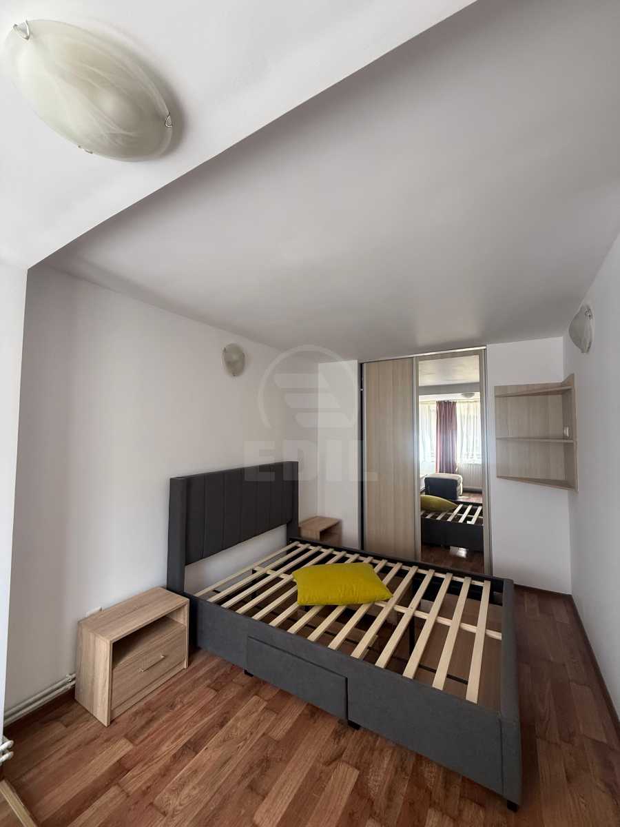 Inchiriere Apartament 4 camere ZORILOR-24