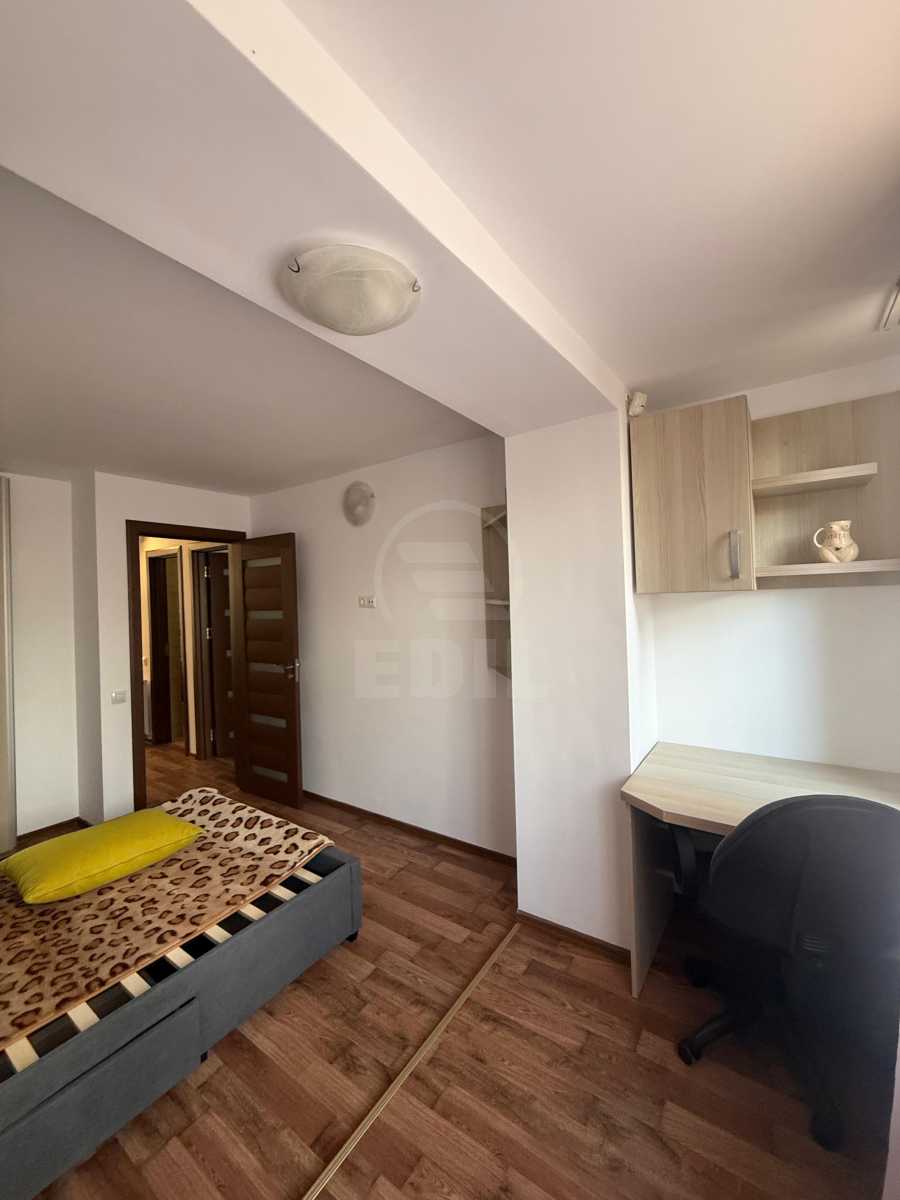 Inchiriere Apartament 4 camere ZORILOR-12