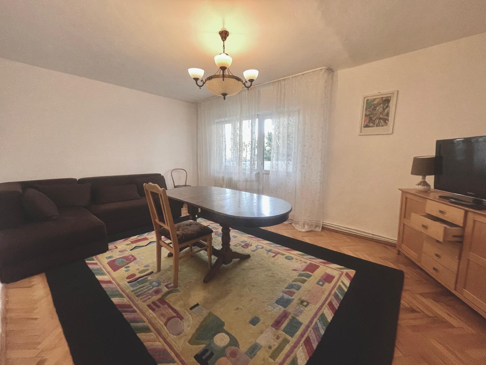 Inchiriere Apartament 4 camere GHEORGHENI