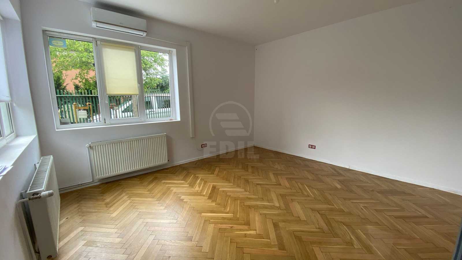 Inchiriere Casa 3 camere GHEORGHENI