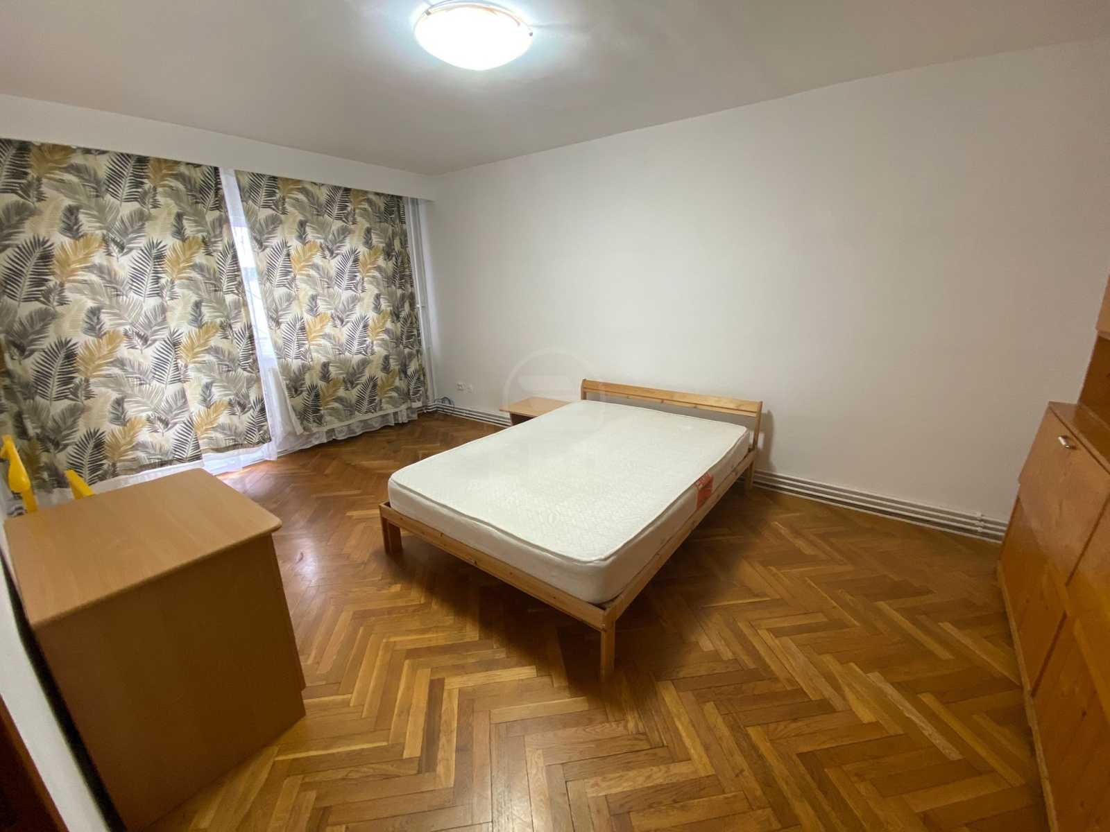 Inchiriere Apartament 4 camere GHEORGHENI