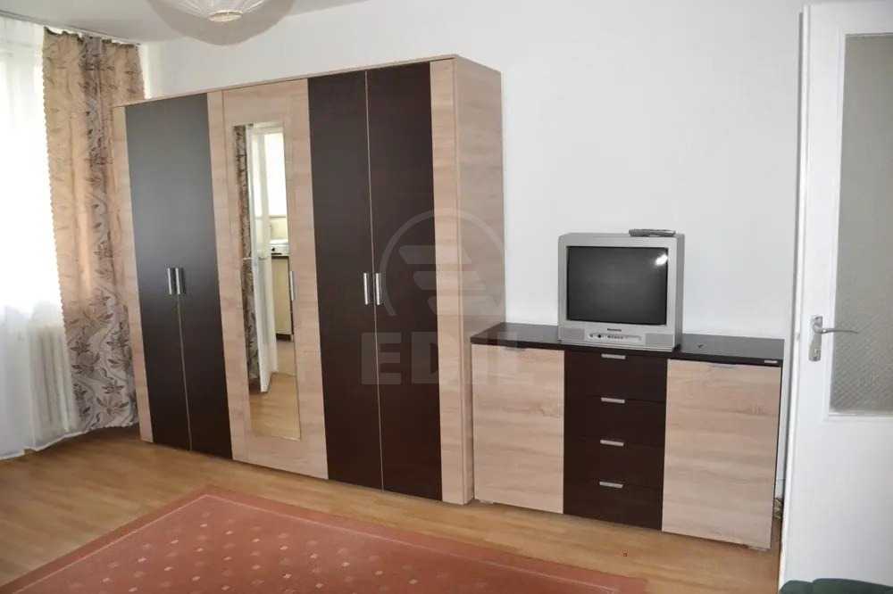 Inchiriere Apartament 2 camere BACIU