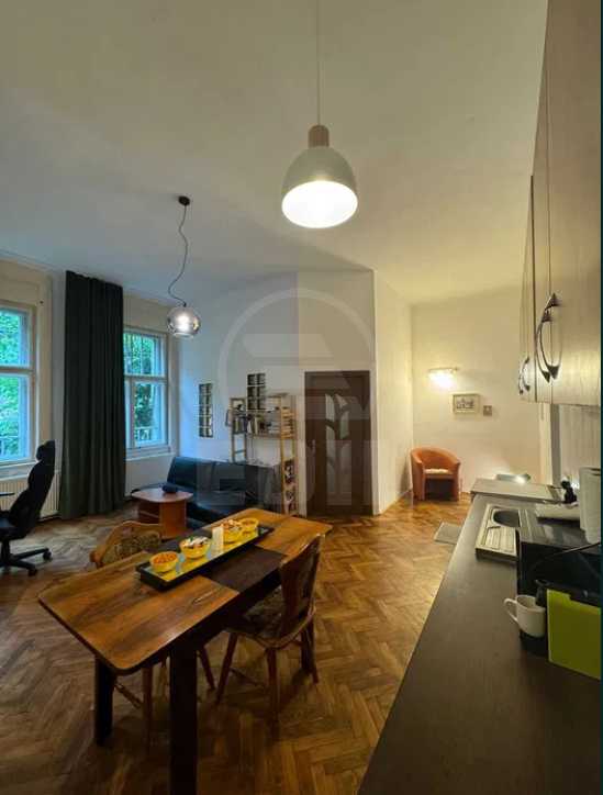Inchiriere Apartament 3 camere CENTRAL