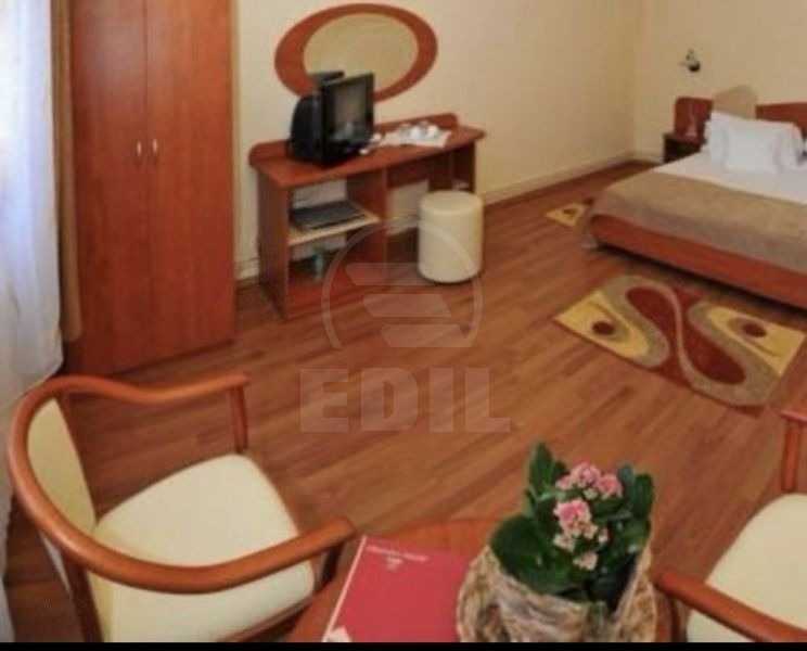 Inchiriere Casa 4 camere CENTRAL