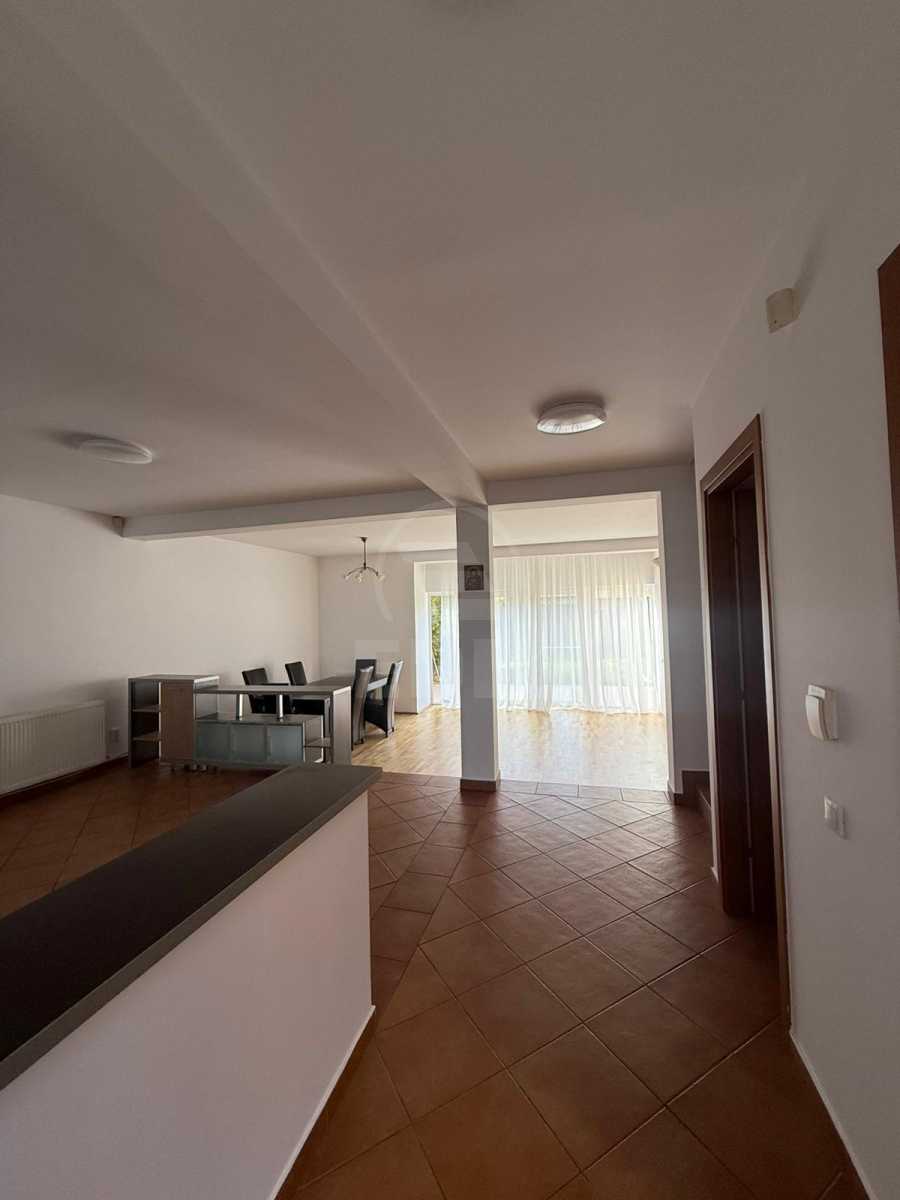 Inchiriere Casa 4 camere BUNA ZIUA-6