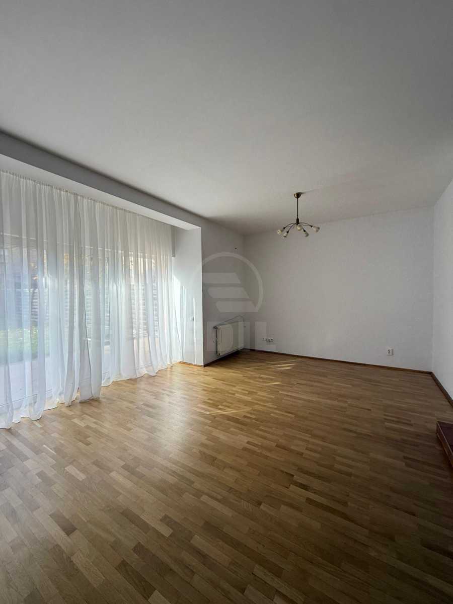 Inchiriere Casa 4 camere BUNA ZIUA-12