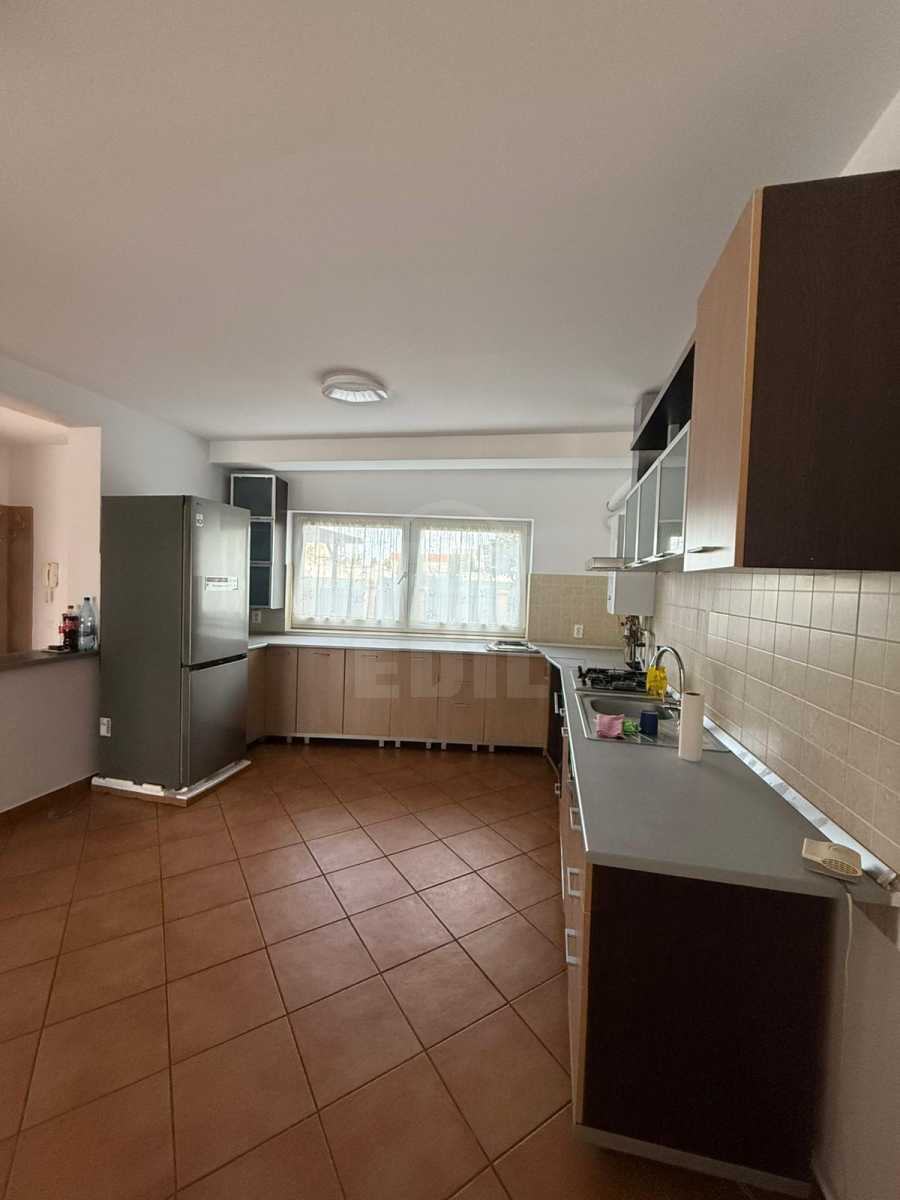 Inchiriere Casa 4 camere BUNA ZIUA-2