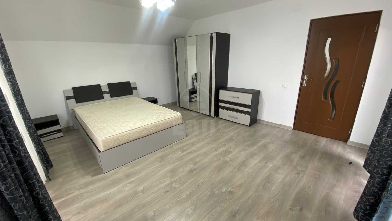 Inchiriere Casa 5 camere ZORILOR-17