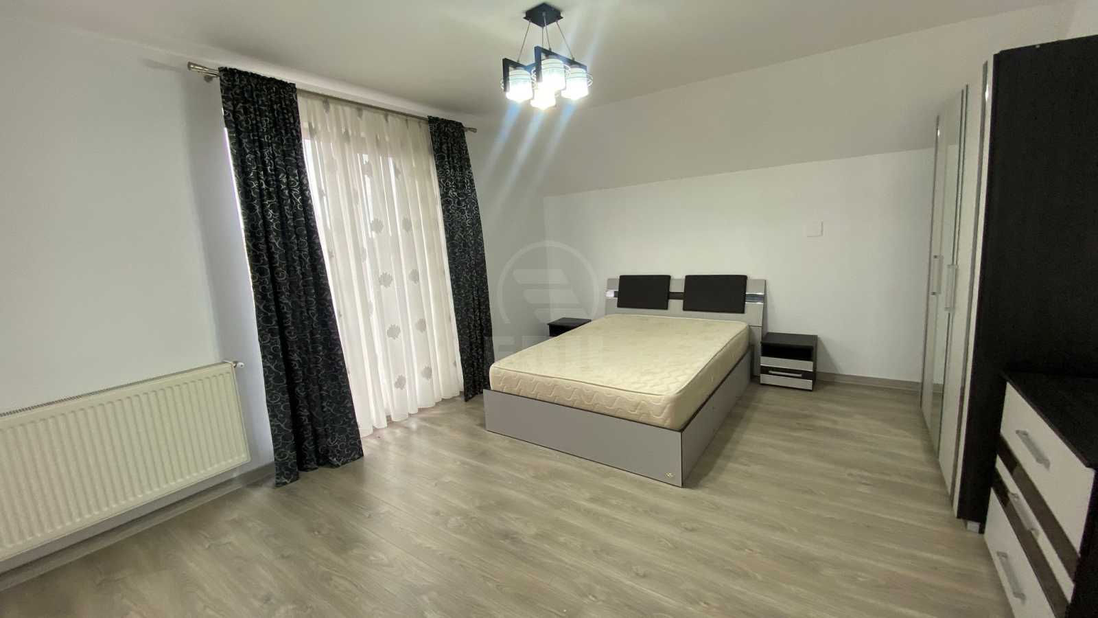 Inchiriere Casa 5 camere ZORILOR-6