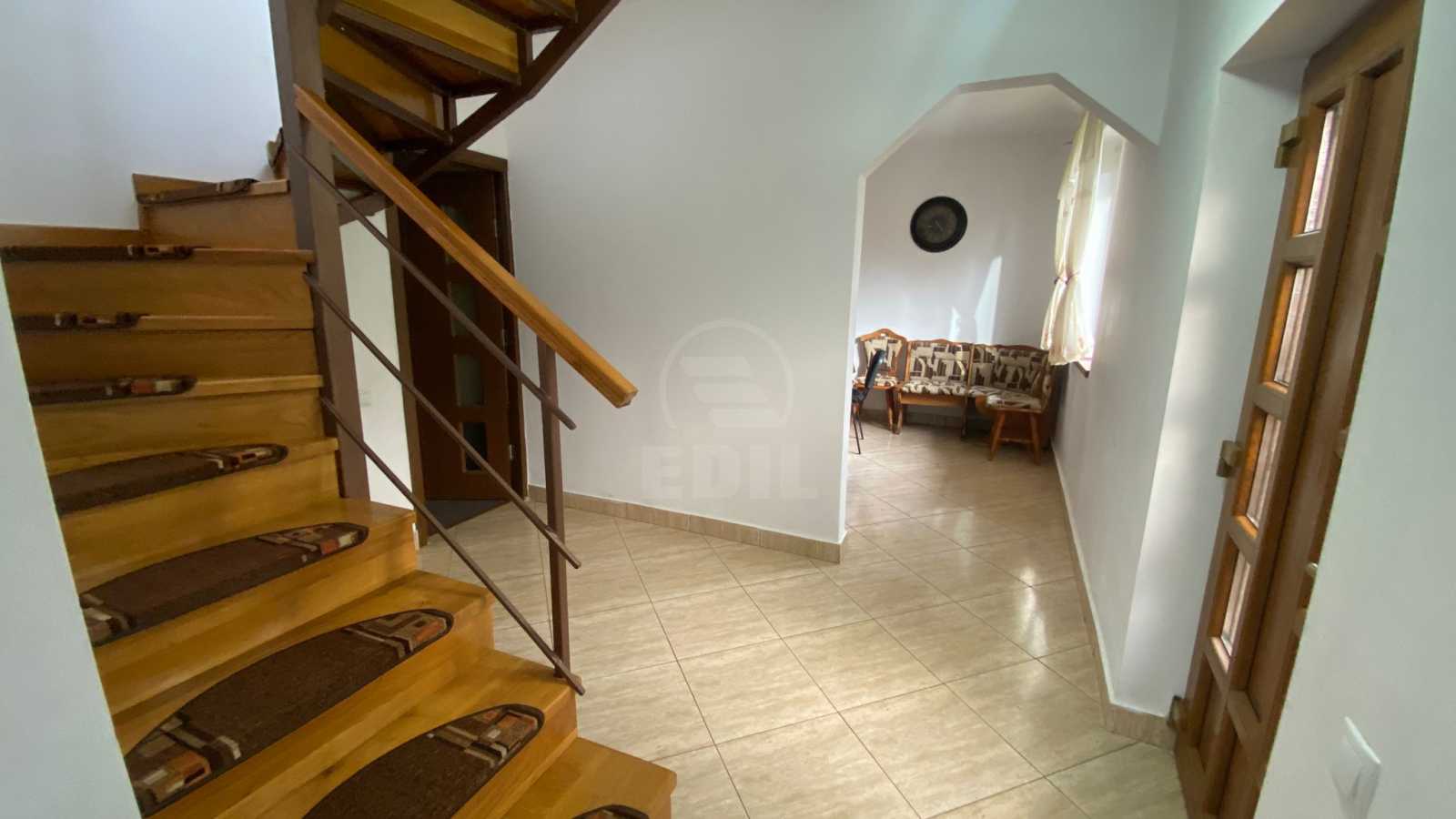 Inchiriere Casa 5 camere ZORILOR-3