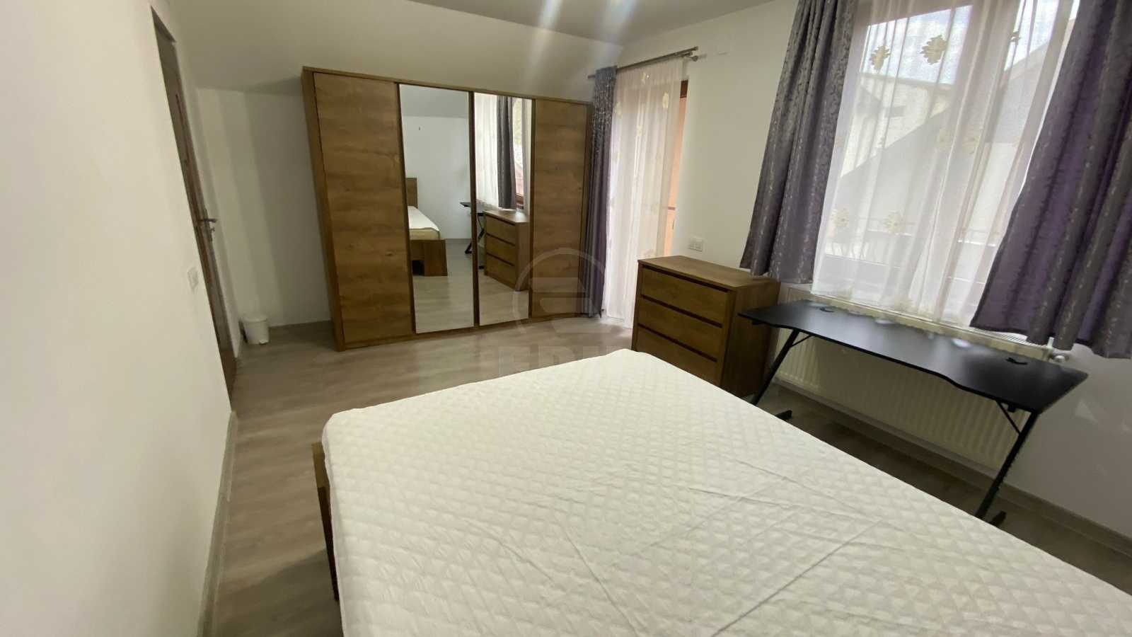 Inchiriere Casa 5 camere ZORILOR-8