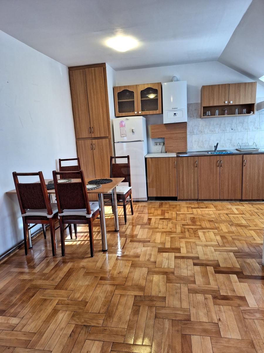 Inchiriere Apartament 3 camere ZORILOR-8