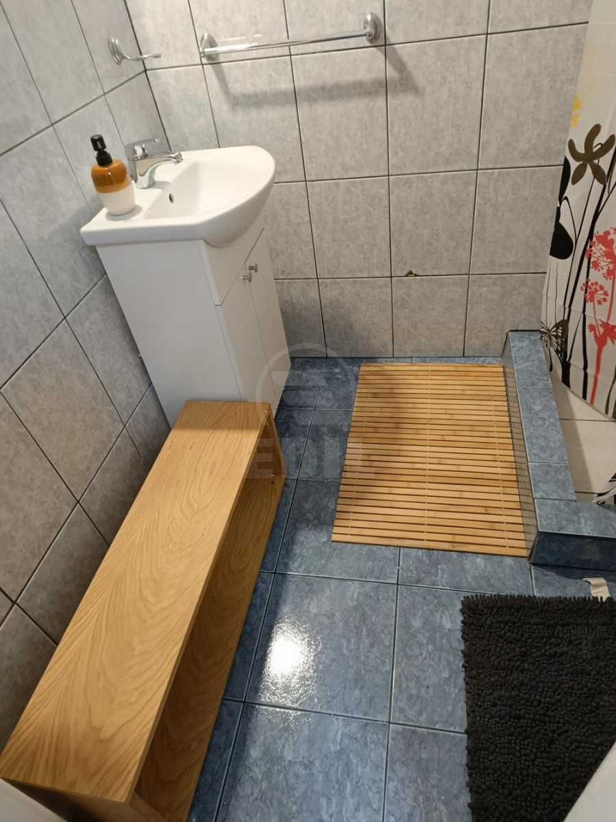 Inchiriere Garsoniera 1 camera CENTRAL-9