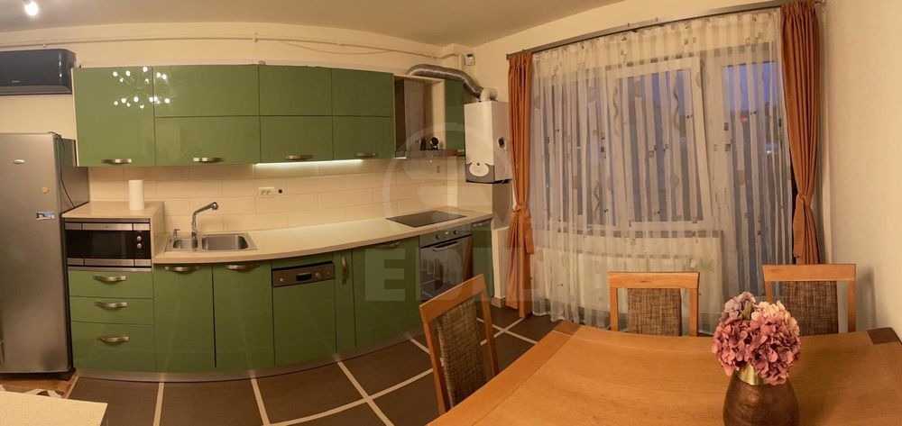 Inchiriere Apartament 3 camere BACIU-4