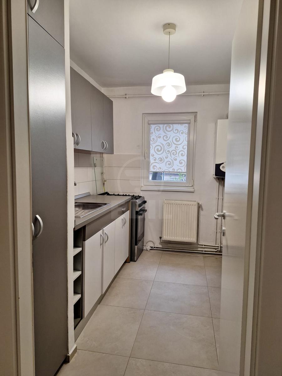 Inchiriere Garsoniera 1 camera MANASTUR-4