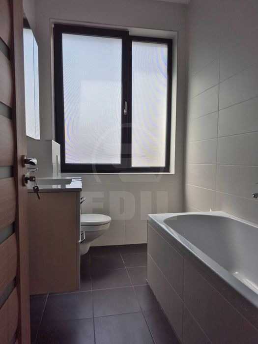 Inchiriere Apartament 3 camere CENTRAL-7