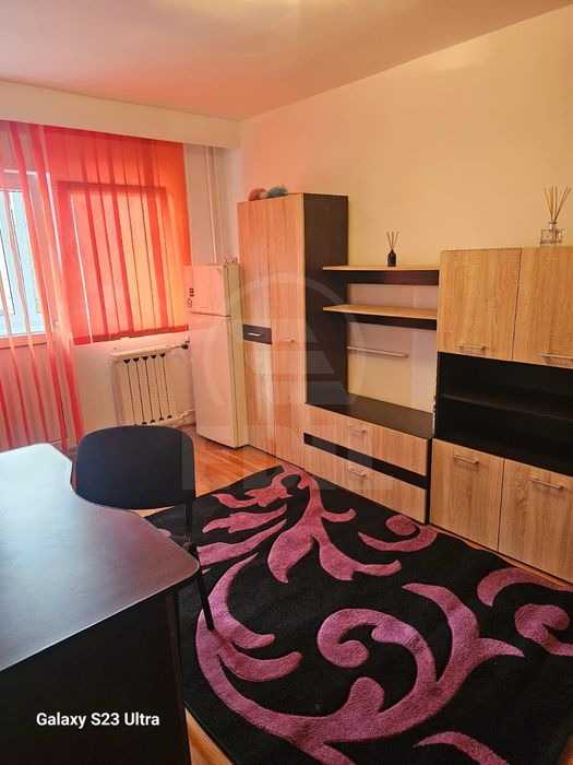 Inchiriere Garsoniera 1 camera ZORILOR-3