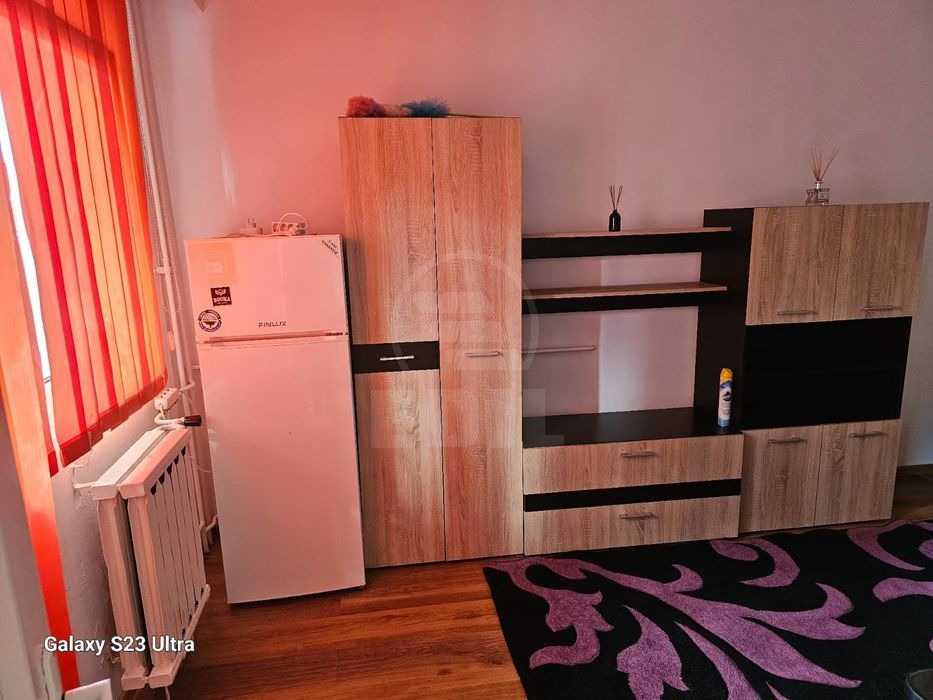 Inchiriere Garsoniera 1 camera ZORILOR-2