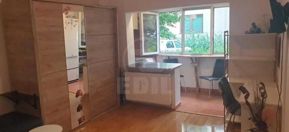 Inchiriere Garsoniera 1 camera MANASTUR-2