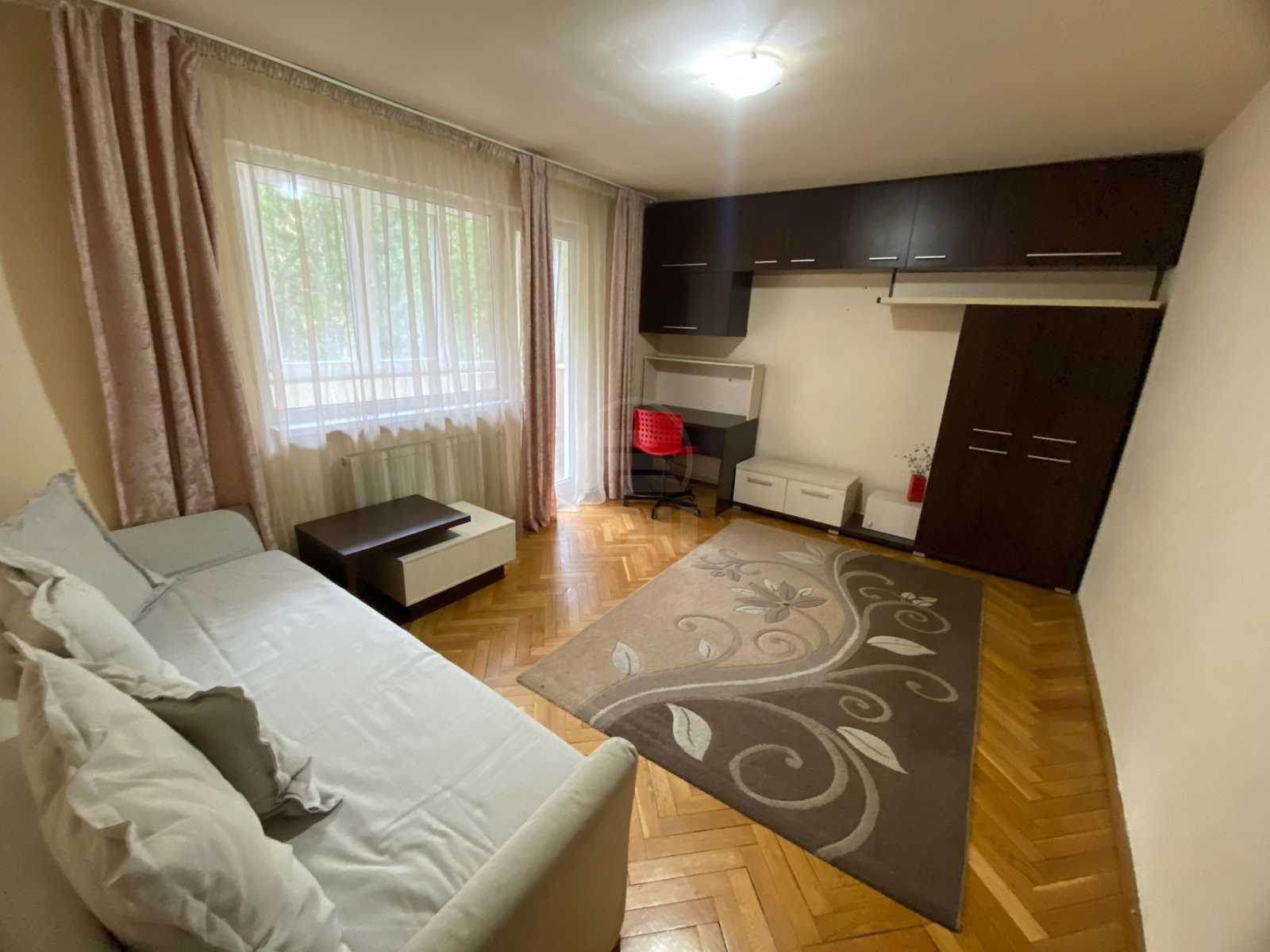 Inchiriere Apartament 3 camere MANASTUR-2