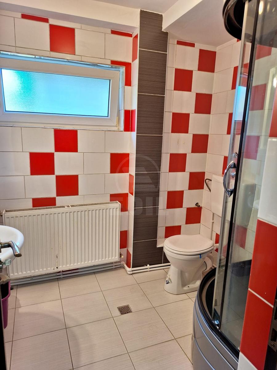 Inchiriere Apartament 3 camere DAMBU ROTUND-10